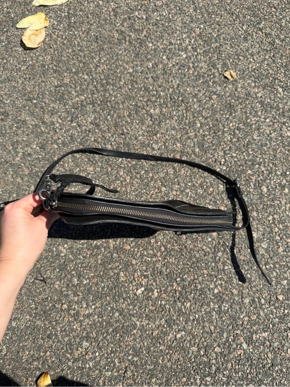 Frye Black Leather Adjustable Strap Messenger Bag Crossbody Western Boho Vintage - Picture 4 of 13